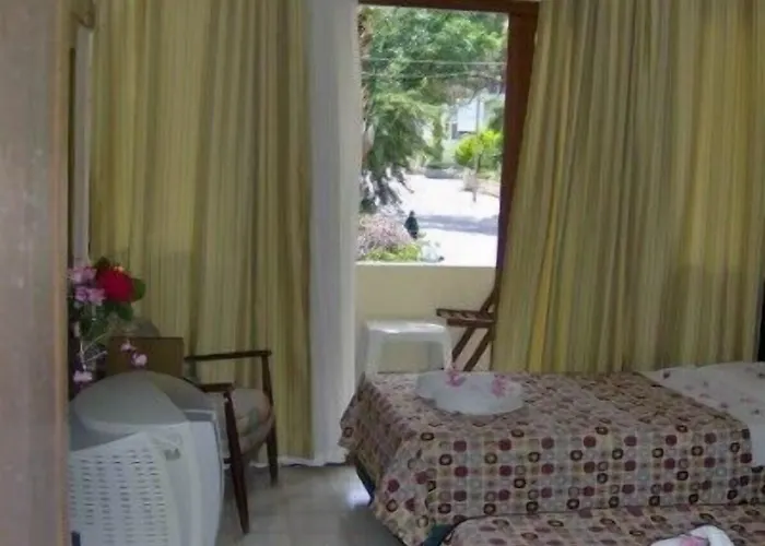 Ξενοδοχείο Murat 4*